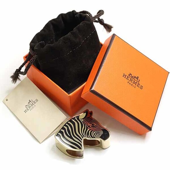 HERMES Authentic Black Scarf - Picture 2 of 6